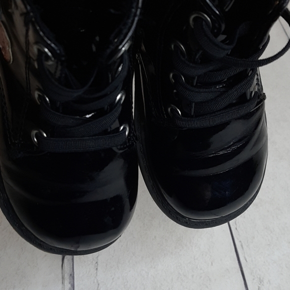 Harper Canyon Black Patent Boots - Picture 5 of 8